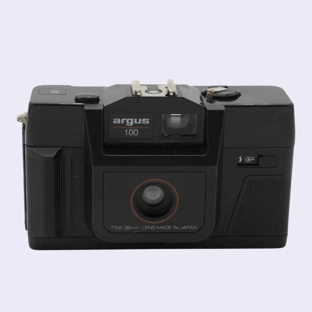 Argus‎ 100 38mm Point & Shoot 35mm Film Camera with 215 Flash – Black – New